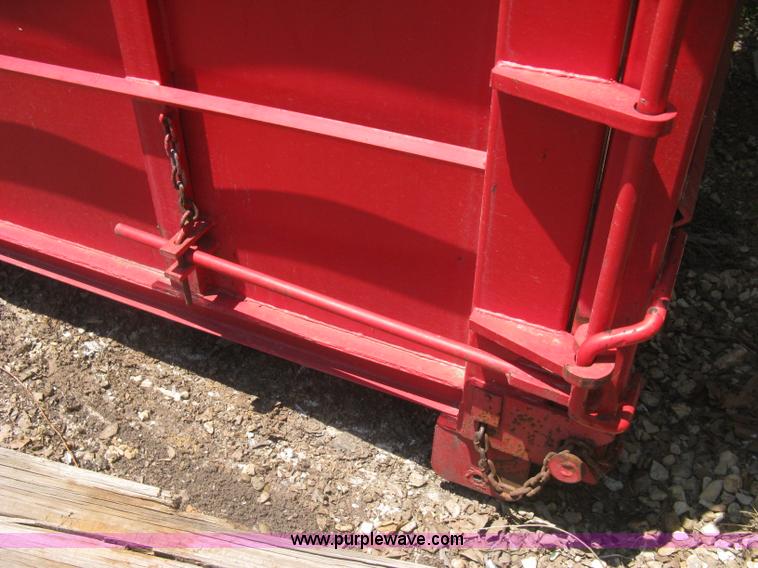 image for item H5427 2000 KL Metal Fab roll off dumpster