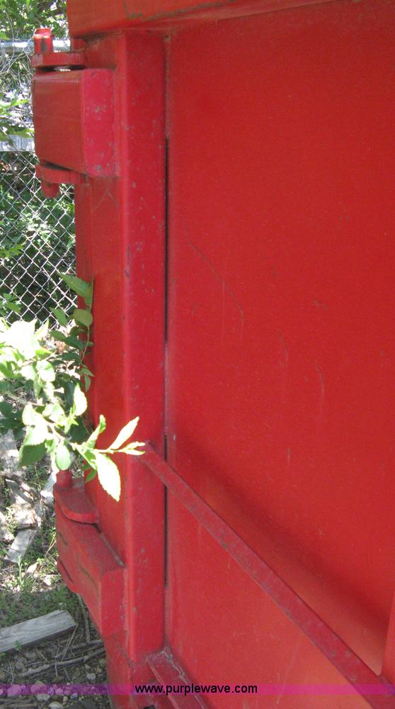 image for item H5427 2000 KL Metal Fab roll off dumpster