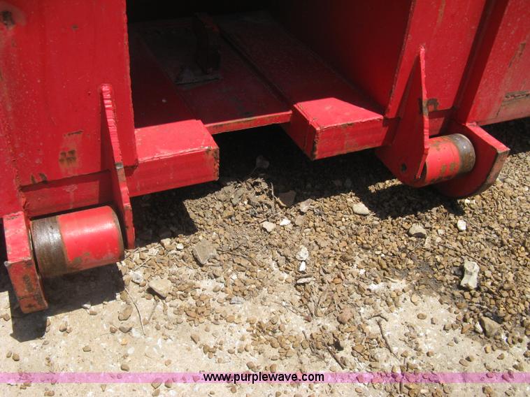 image for item H5427 2000 KL Metal Fab roll off dumpster