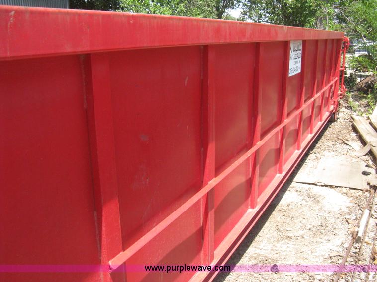 image for item H5427 2000 KL Metal Fab roll off dumpster
