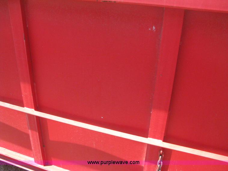 image for item H5427 2000 KL Metal Fab roll off dumpster