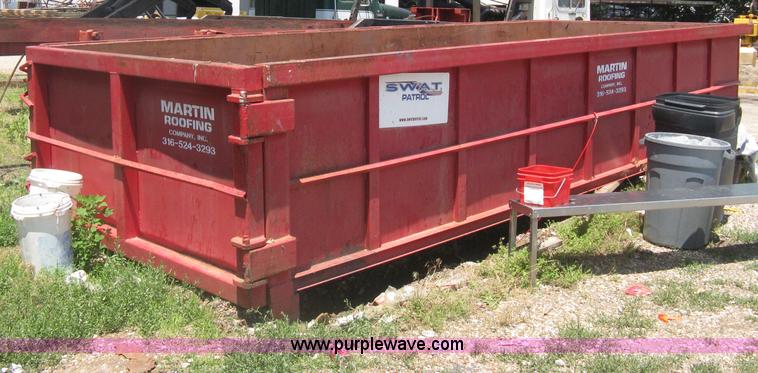 image for item H5428 2001 KL Metal Fab roll off dumpster