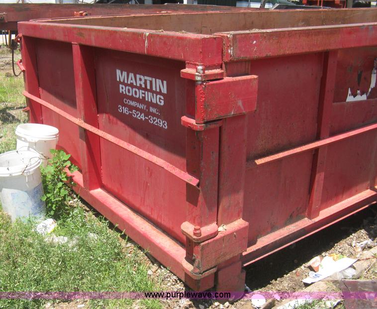 image for item H5428 2001 KL Metal Fab roll off dumpster