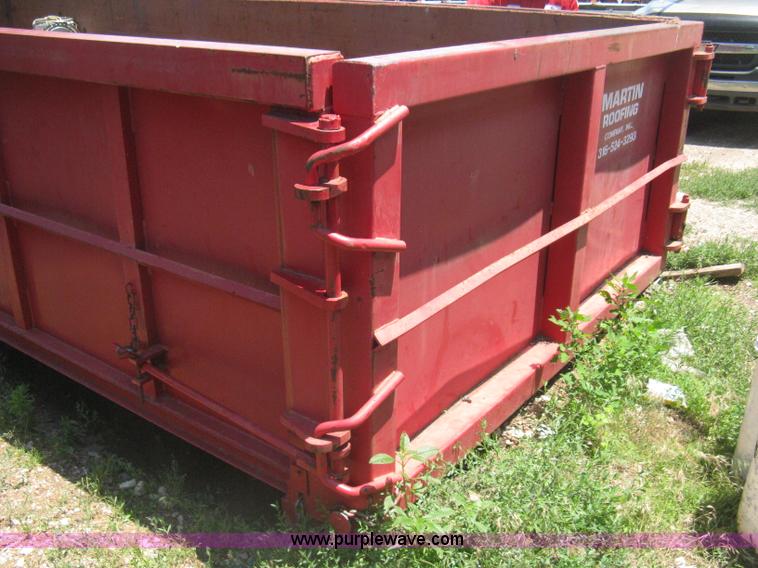 image for item H5428 2001 KL Metal Fab roll off dumpster