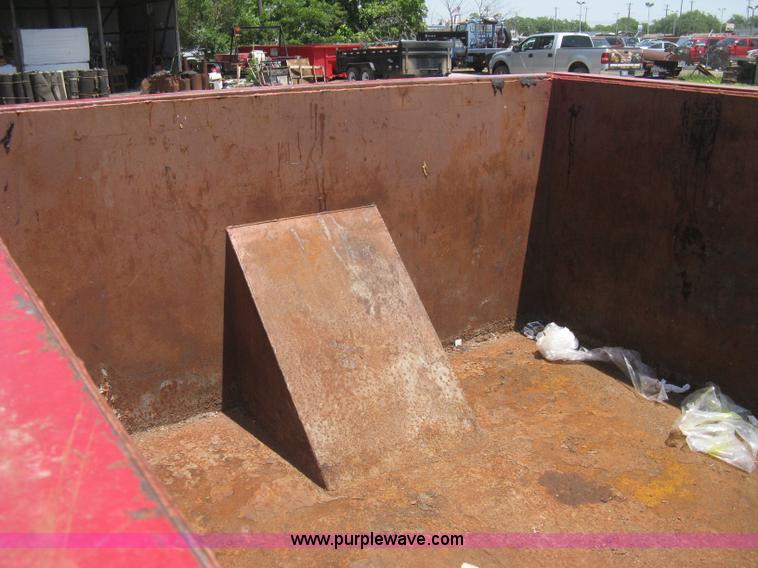 image for item H5428 2001 KL Metal Fab roll off dumpster