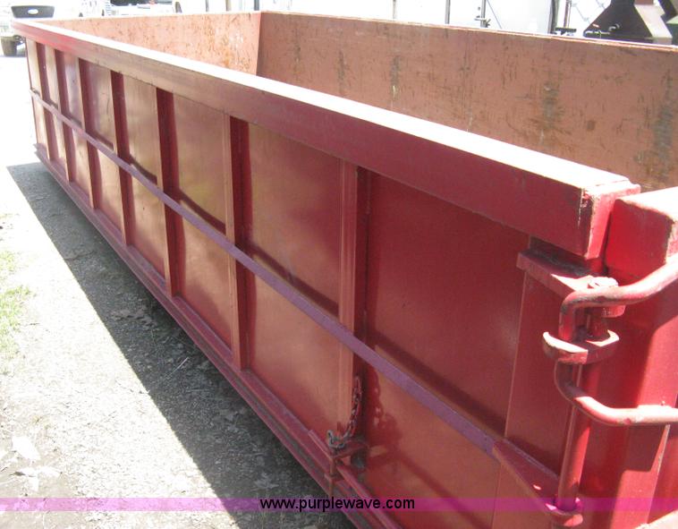 image for item H5429 2001 KL Metal Fab roll off dumpster