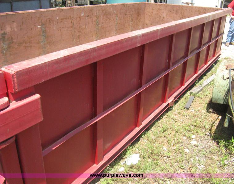 image for item H5429 2001 KL Metal Fab roll off dumpster