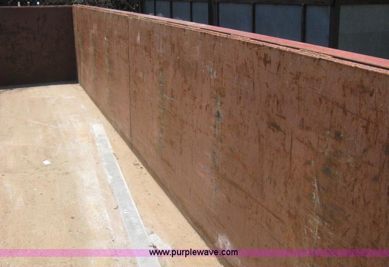 image for item H5429 2001 KL Metal Fab roll off dumpster