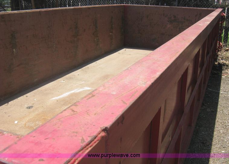 image for item H5429 2001 KL Metal Fab roll off dumpster