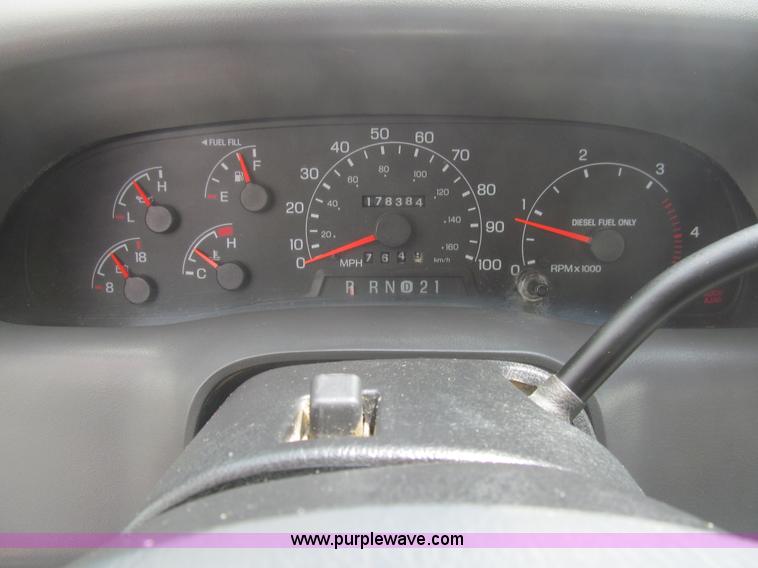 image for item H8968 2000 Ford F550 Super Duty XLT utility truck