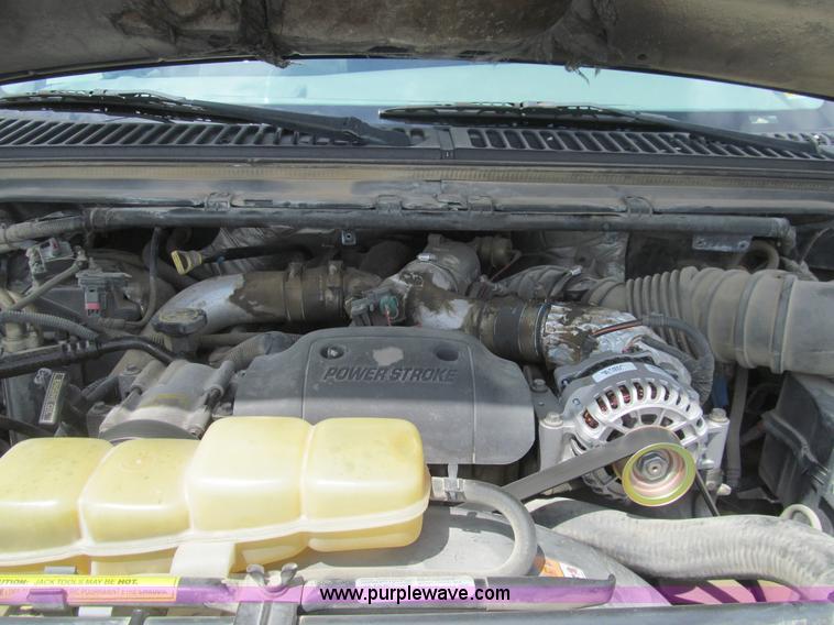 image for item H8968 2000 Ford F550 Super Duty XLT utility truck