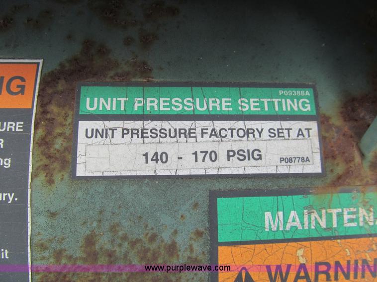 image for item H8968 2000 Ford F550 Super Duty XLT utility truck