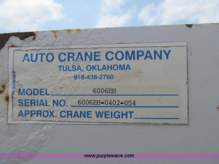 image for item H8968 2000 Ford F550 Super Duty XLT utility truck