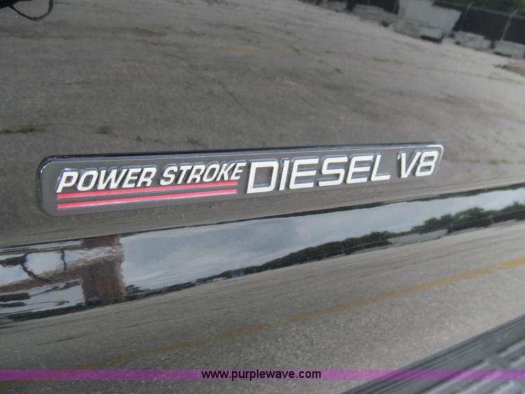 image for item H8968 2000 Ford F550 Super Duty XLT utility truck