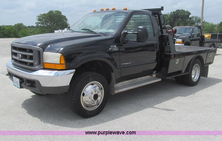 image for item H8969 2000 Ford F450 Super Duty XL flatbed truck