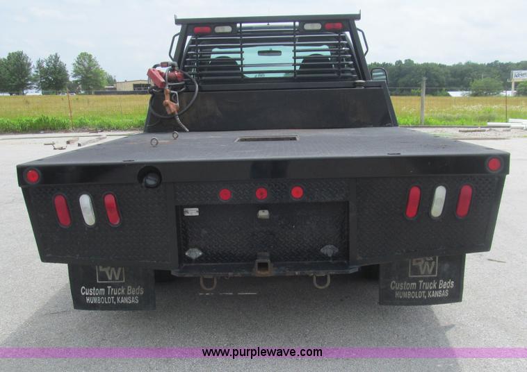 image for item H8969 2000 Ford F450 Super Duty XL flatbed truck