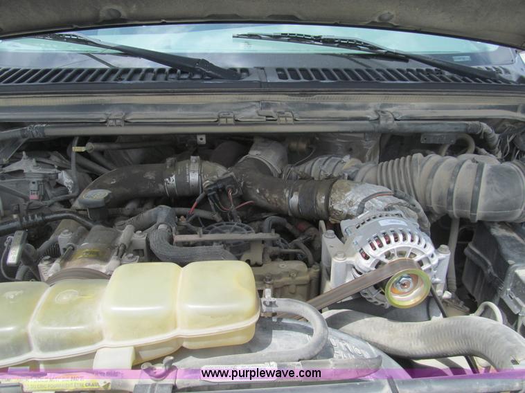 image for item H8969 2000 Ford F450 Super Duty XL flatbed truck