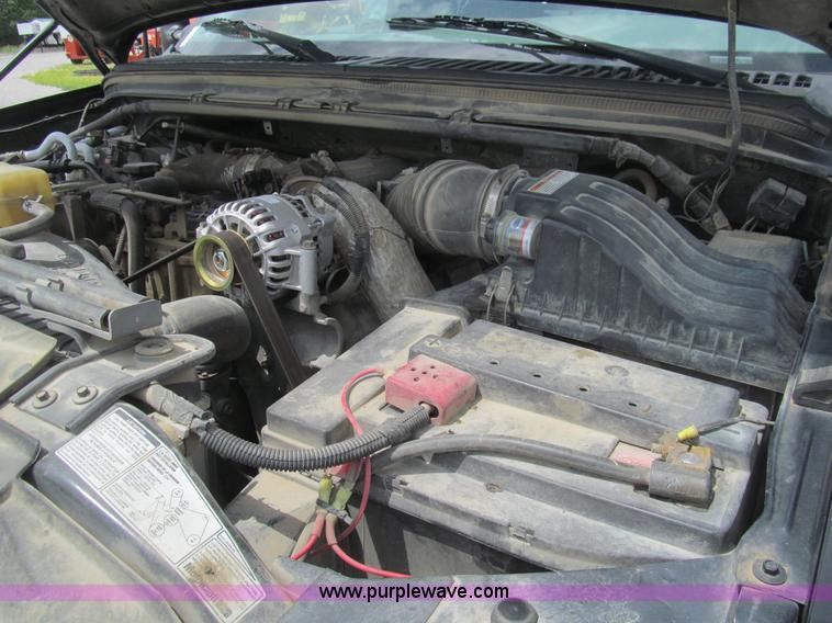 image for item H8969 2000 Ford F450 Super Duty XL flatbed truck