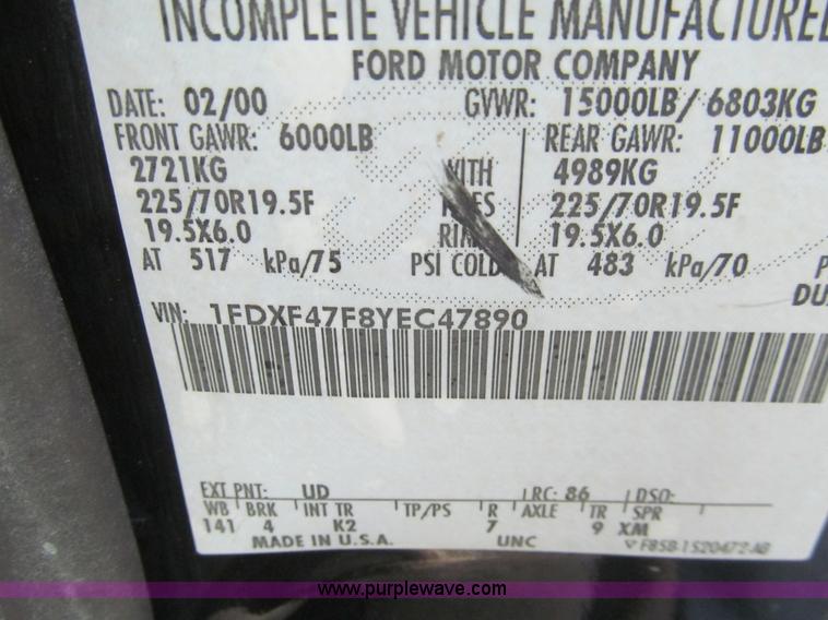 image for item H8969 2000 Ford F450 Super Duty XL flatbed truck