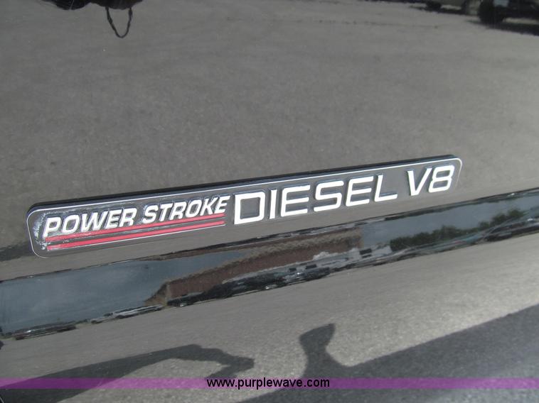 image for item H8970 1999 Ford F550 Super Duty XLT flatbed truck