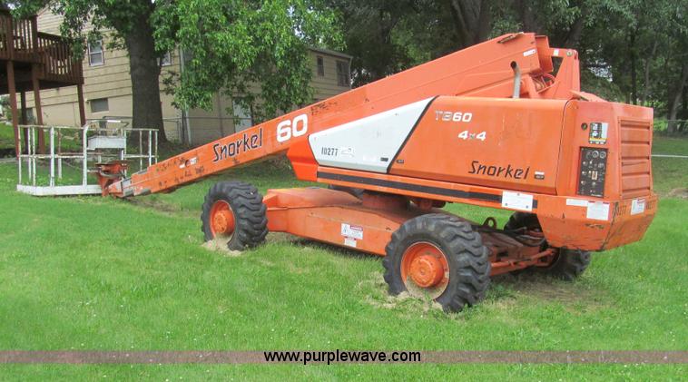 image for item H8972 2001 Snorkel TB60RW boom lift