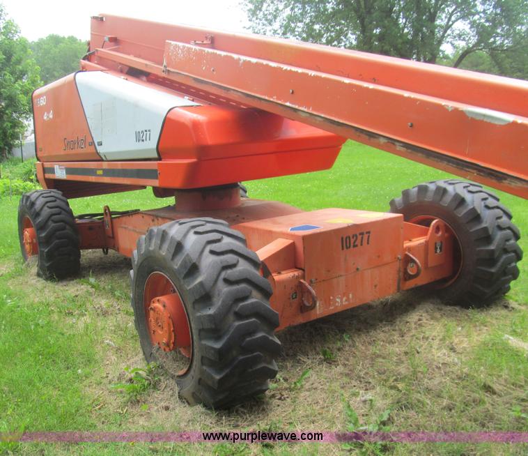image for item H8972 2001 Snorkel TB60RW boom lift