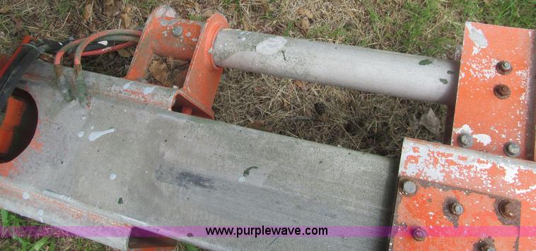 image for item H8972 2001 Snorkel TB60RW boom lift