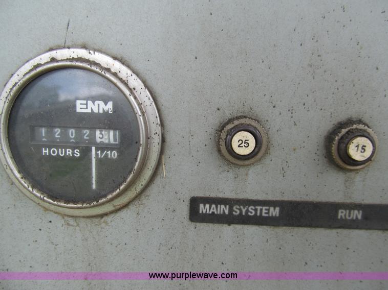 image for item H8972 2001 Snorkel TB60RW boom lift