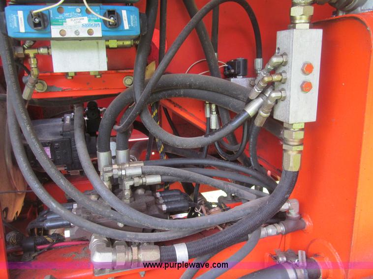 image for item H8972 2001 Snorkel TB60RW boom lift