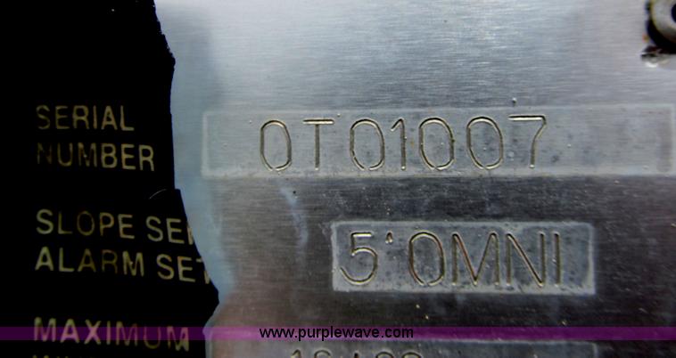 image for item H8972 2001 Snorkel TB60RW boom lift