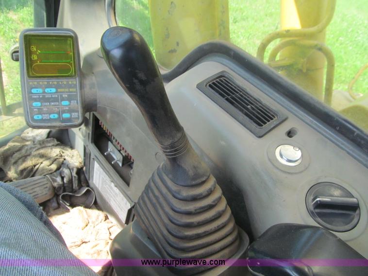 image for item H8973 Komatsu PC220LC-6L excavator