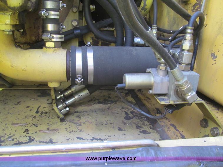 image for item H8973 Komatsu PC220LC-6L excavator