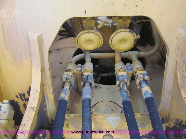 image for item H8973 Komatsu PC220LC-6L excavator