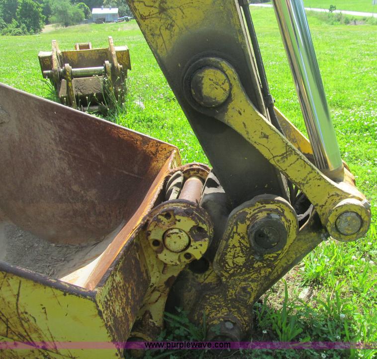 image for item H8973 Komatsu PC220LC-6L excavator