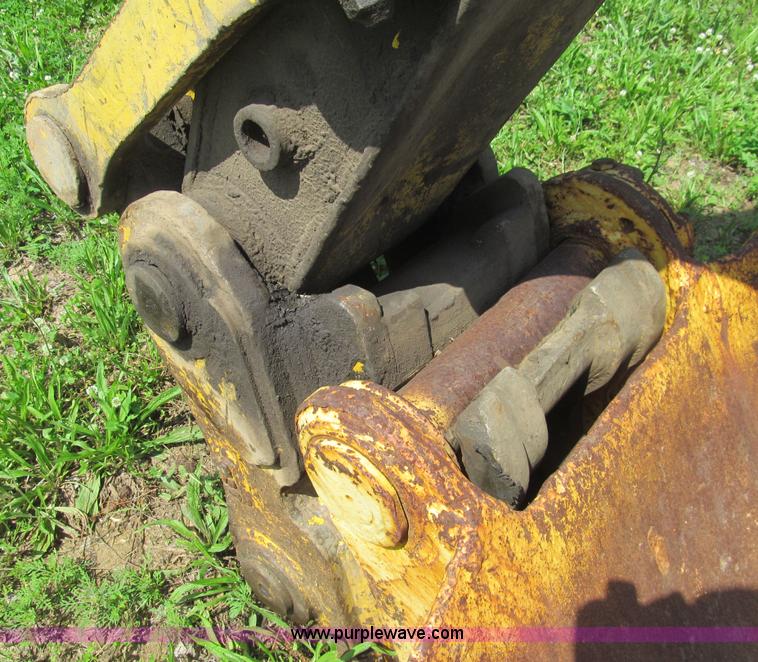 image for item H8973 Komatsu PC220LC-6L excavator