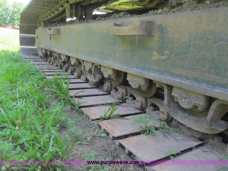 image for item H8973 Komatsu PC220LC-6L excavator