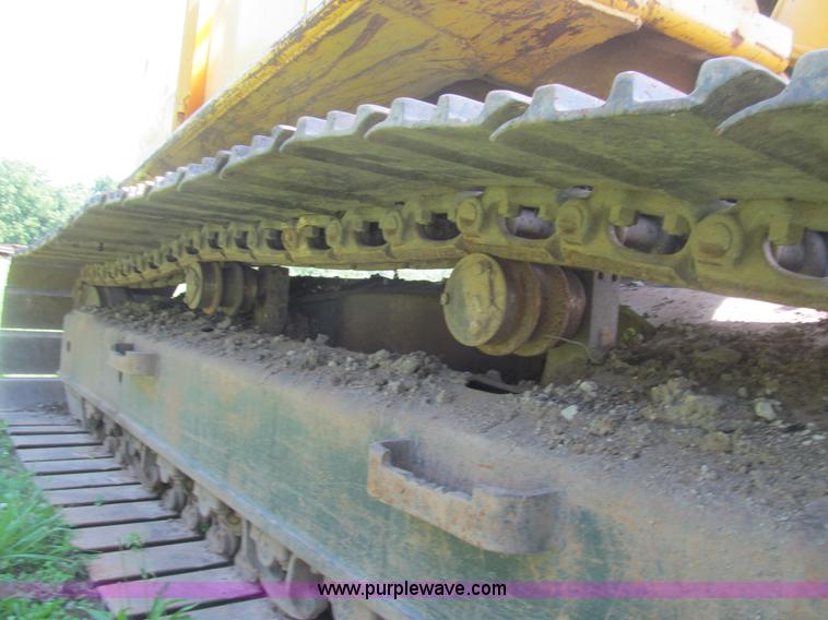 image for item H8973 Komatsu PC220LC-6L excavator
