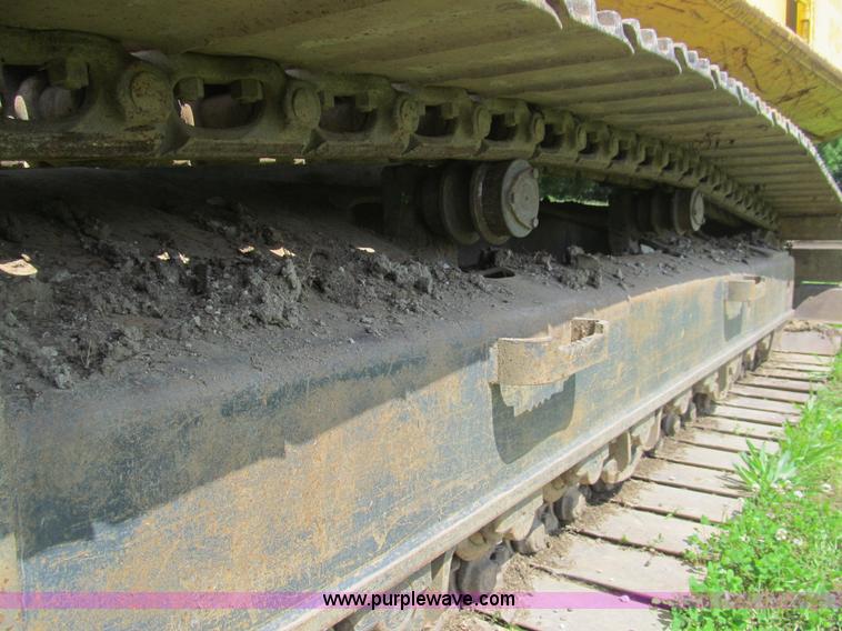 image for item H8973 Komatsu PC220LC-6L excavator
