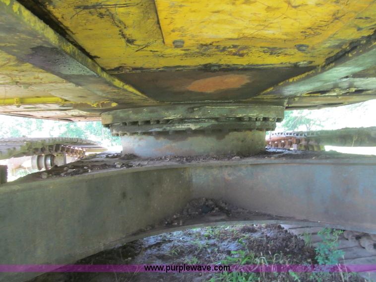 image for item H8973 Komatsu PC220LC-6L excavator