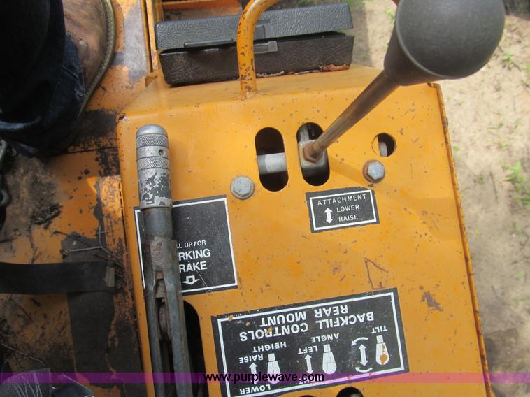 image for item H8980 1980 Case DH4 articulated trencher