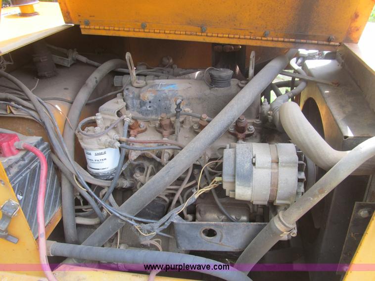 image for item H8980 1980 Case DH4 articulated trencher