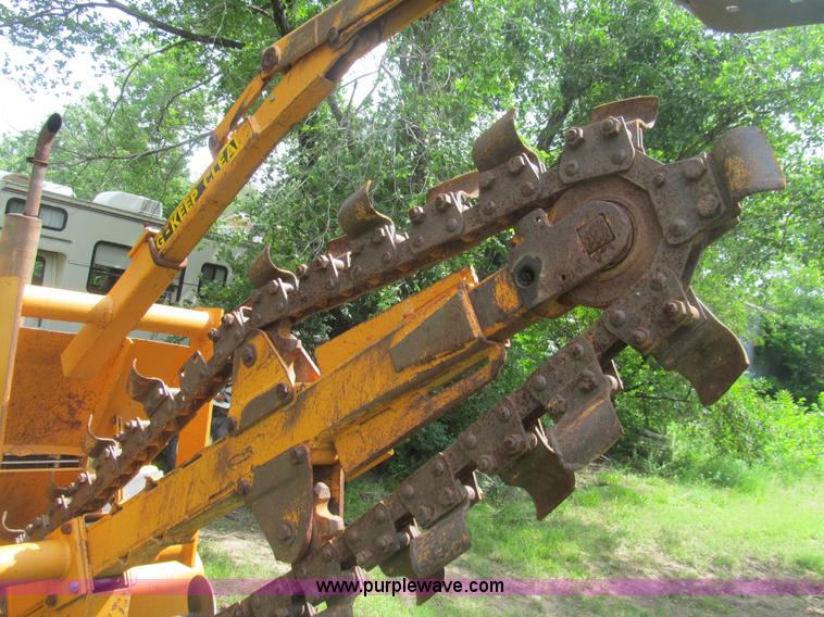 image for item H8980 1980 Case DH4 articulated trencher