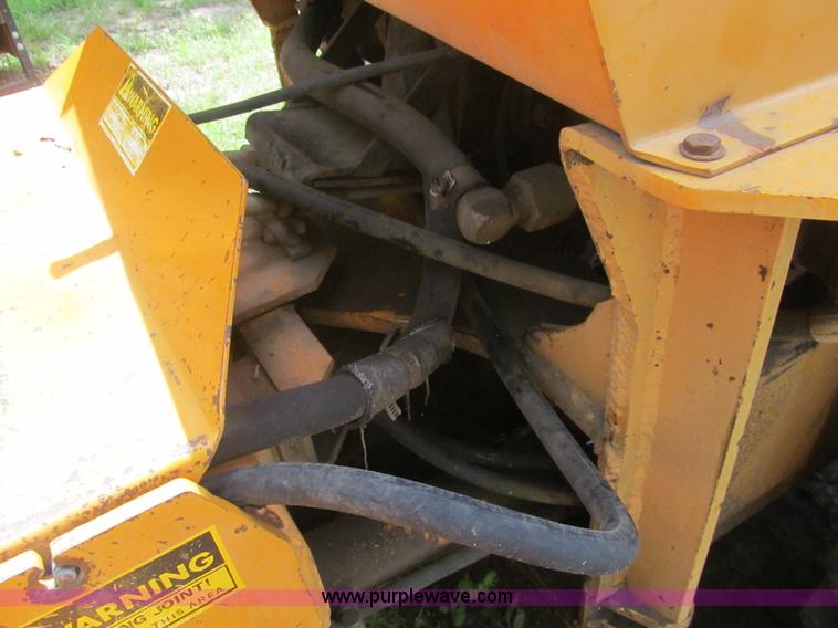 image for item H8980 1980 Case DH4 articulated trencher