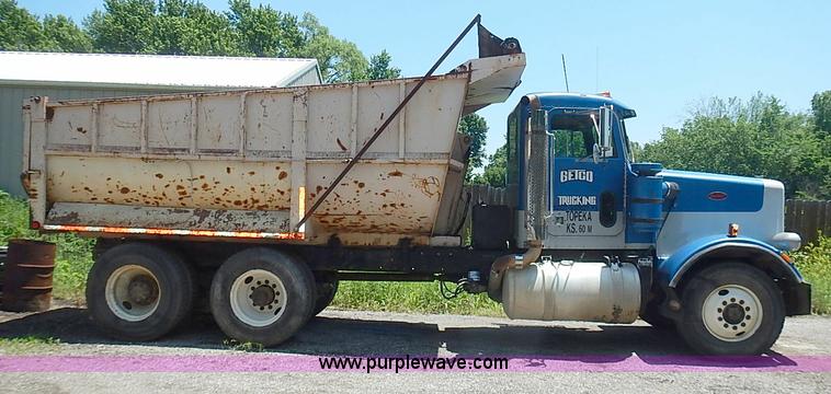 image for item I3612 1985 Peterbilt 349 dump truck