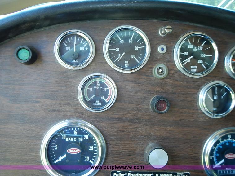 image for item I3612 1985 Peterbilt 349 dump truck