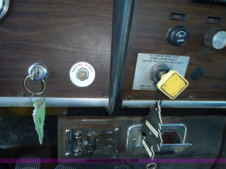 image for item I3612 1985 Peterbilt 349 dump truck