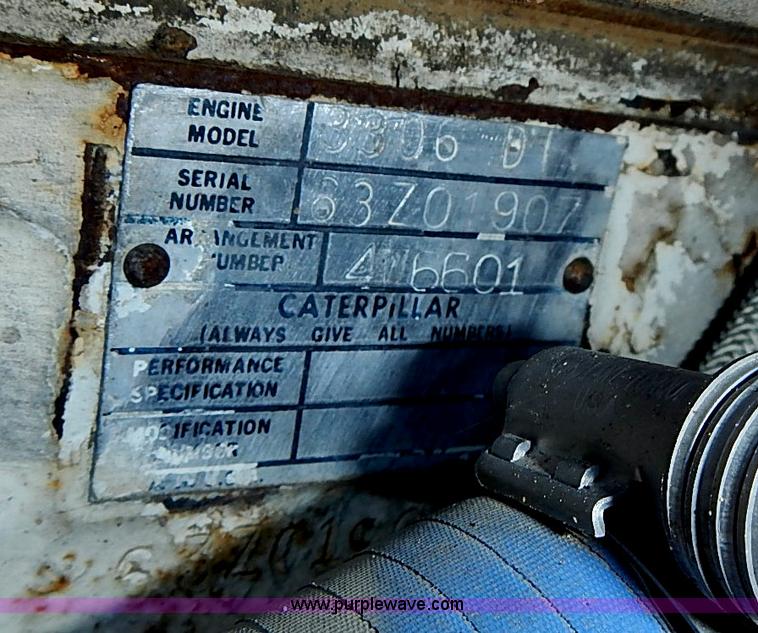 image for item I3612 1985 Peterbilt 349 dump truck