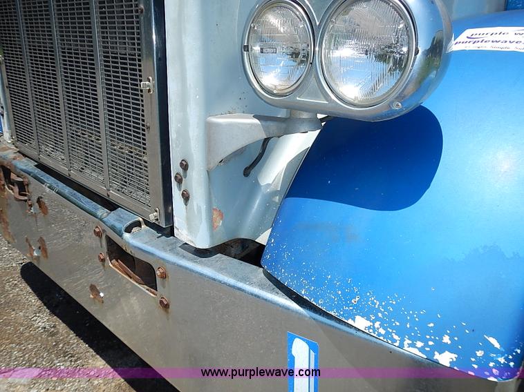 image for item I3612 1985 Peterbilt 349 dump truck