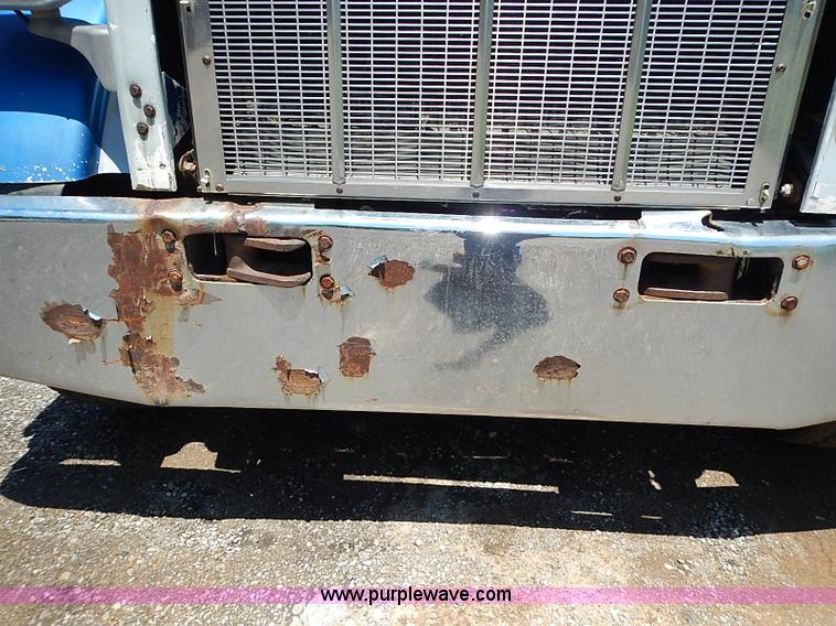 image for item I3612 1985 Peterbilt 349 dump truck