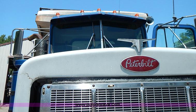 image for item I3612 1985 Peterbilt 349 dump truck